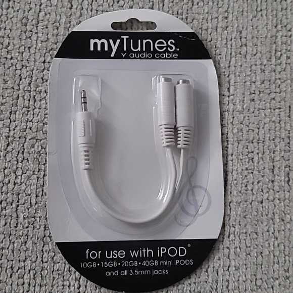 My Tunes Y audio Cable for use with iPOD - Picture 1 of 3